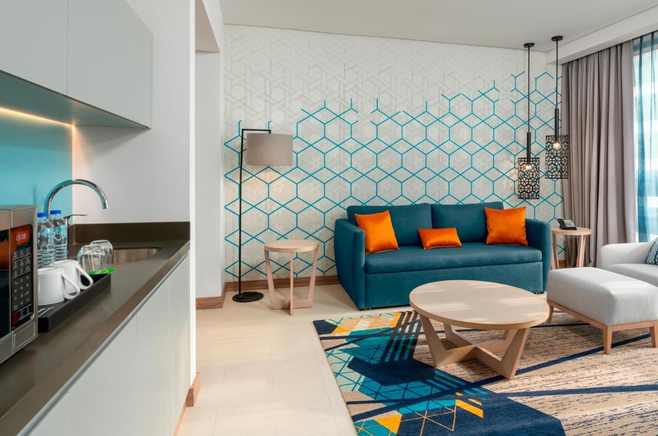 Holiday Inn & Suites Al Jubail By Ihg Al Fanatir Exteriör bild
