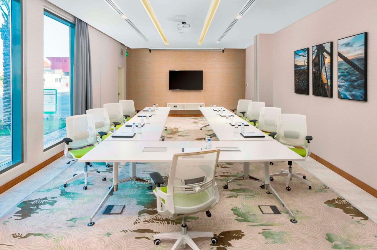 Holiday Inn & Suites Al Jubail By Ihg Al Fanatir Exteriör bild