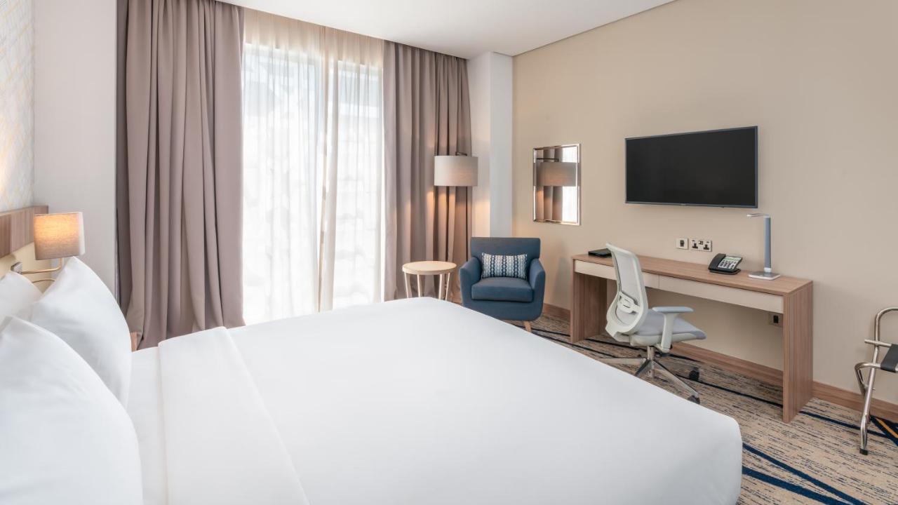 Holiday Inn & Suites Al Jubail By Ihg Al Fanatir Exteriör bild