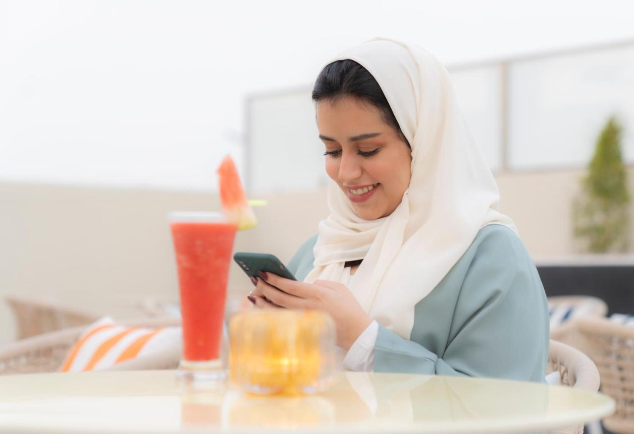 Holiday Inn & Suites Al Jubail By Ihg Al Fanatir Exteriör bild