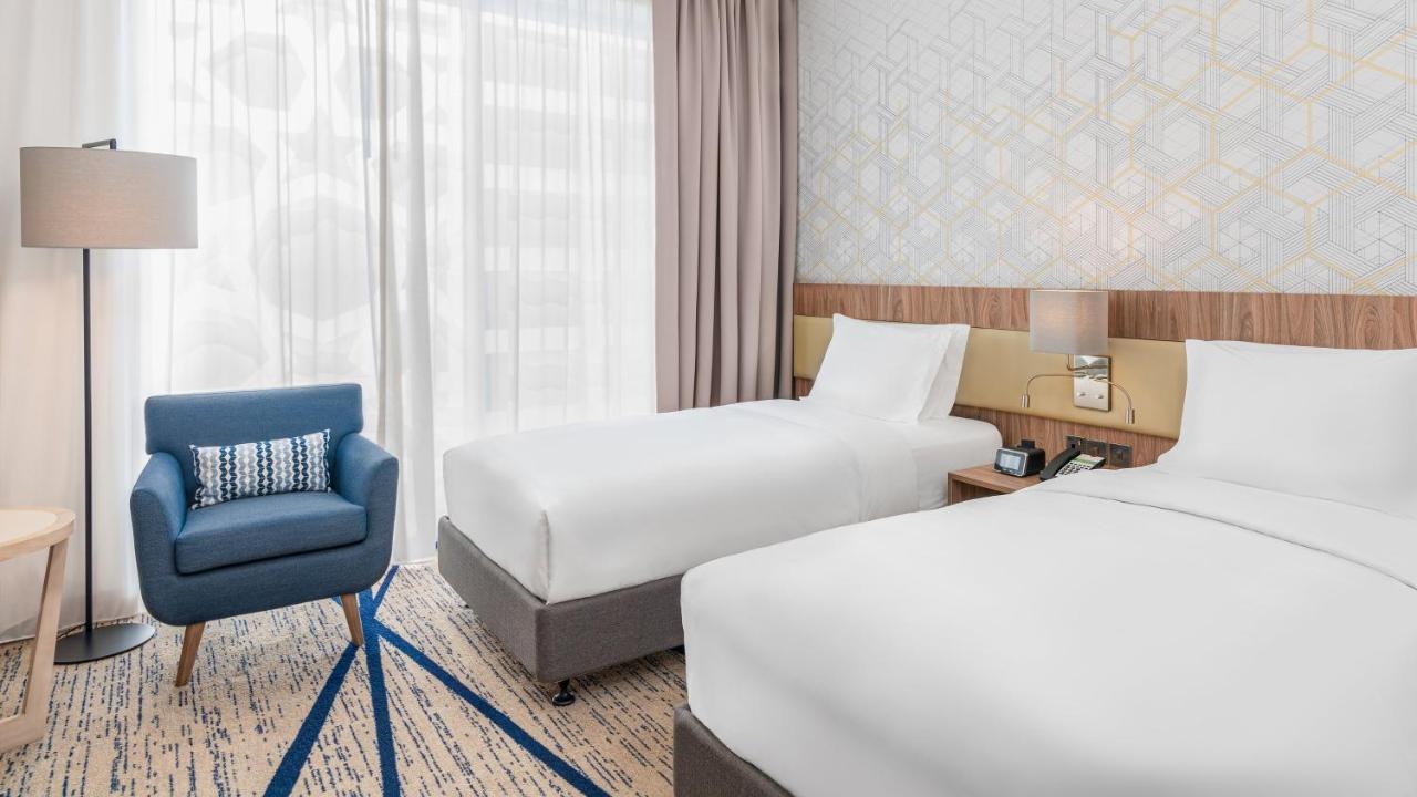 Holiday Inn & Suites Al Jubail By Ihg Al Fanatir Exteriör bild