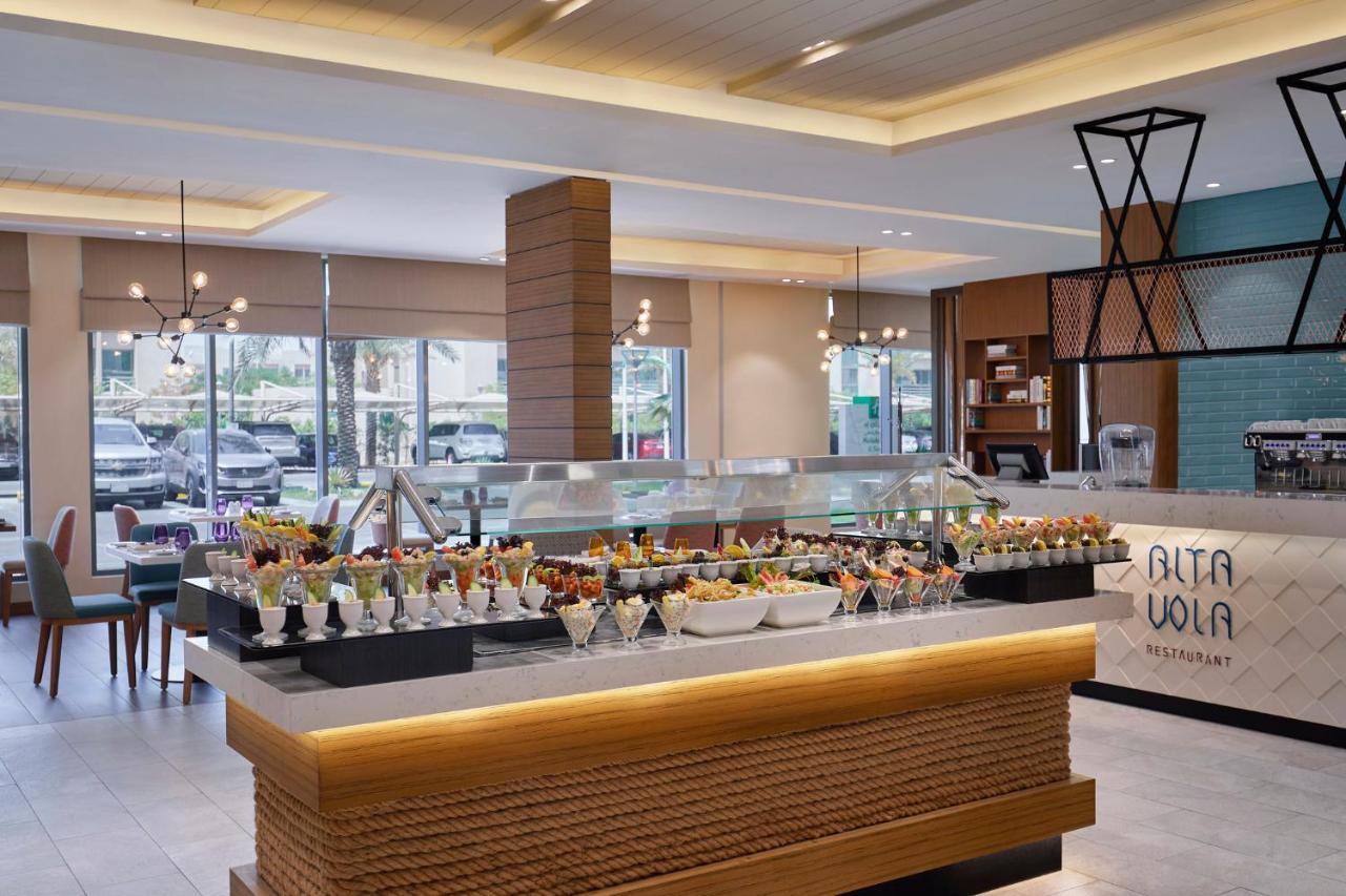 Holiday Inn & Suites Al Jubail By Ihg Al Fanatir Exteriör bild